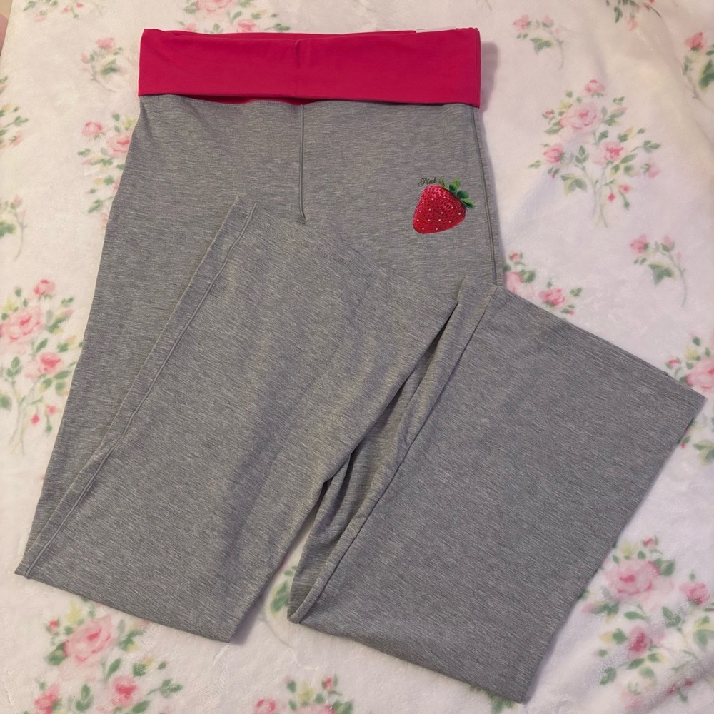 NWT Victoria's Secret PINK Fold-Over Flare Leggings Gray & Hot Pink Medium Bling - Picture 2 of 11